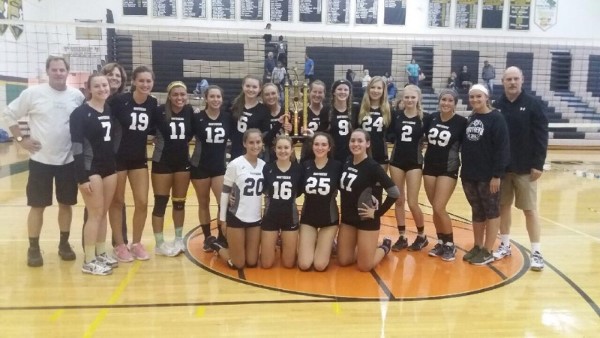 girlsvolleyballteam.jpeg